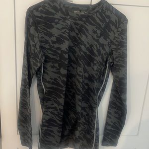 Nike Long Sleeve Size Small Dri-Fit Top